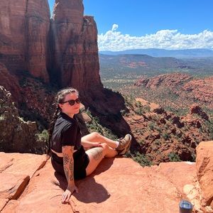 Meet your Posher, Nicole